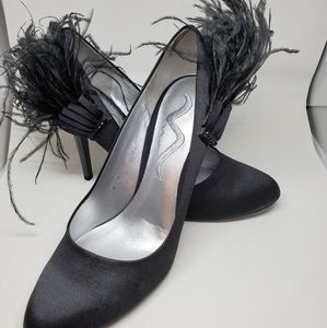 Nina Xorina 9m dress shoe with feathers